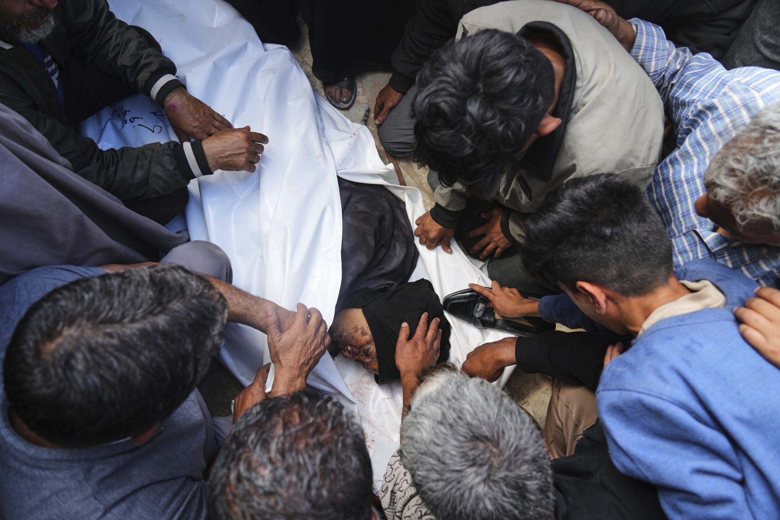 إسرائيل تقتل جوعى غزة بأوامر قادة الجيش