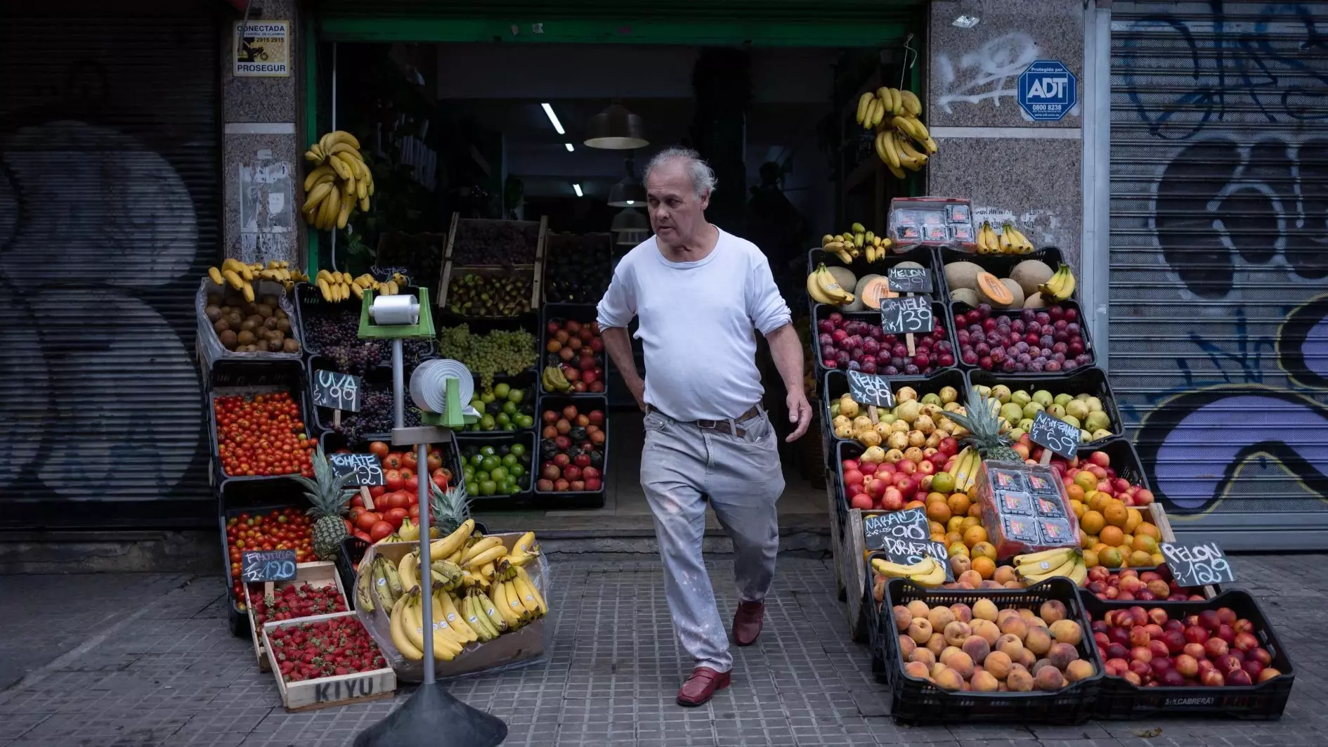 أسعار الغذاء ترتفع بسبب أزمة الأسمدة 