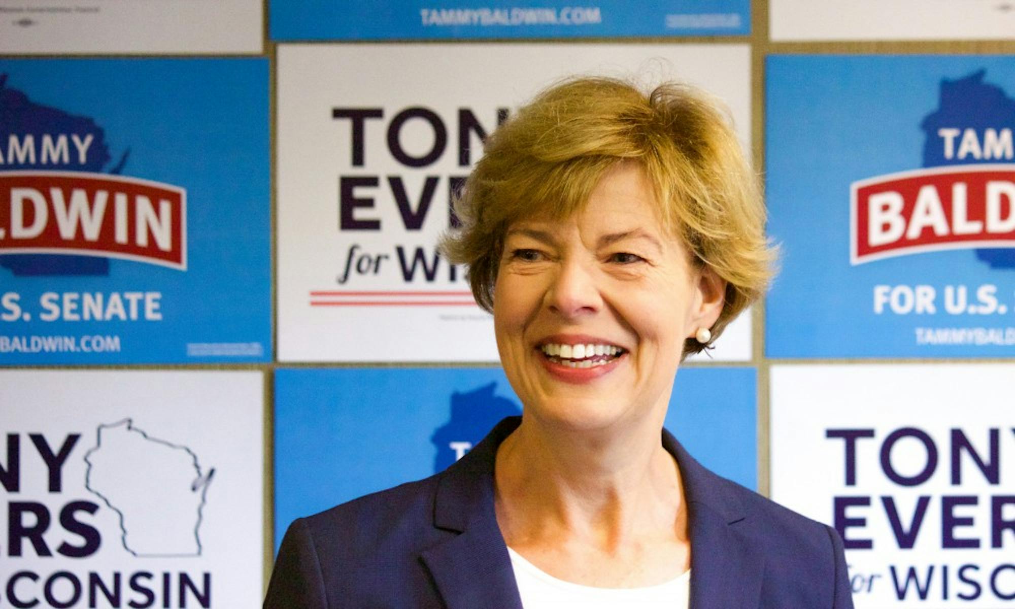 السيناتورة تامي بالدوين (ديمقراطية من ولاية ويسكونسن)