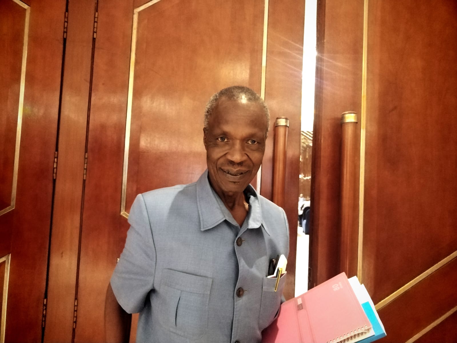 وزير أوغندي يؤكد الحفاظ على بحيرة ألبرت