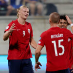 لاعبو النرويج في كأس العالم لا يتناولون الطعام الأميركي<br><span  style=' color: grey; text-align: right;'>منتخب الفايكينج يأخذ 580 كيلوغرامًا من أسماك وجبن بلادهم</span>
